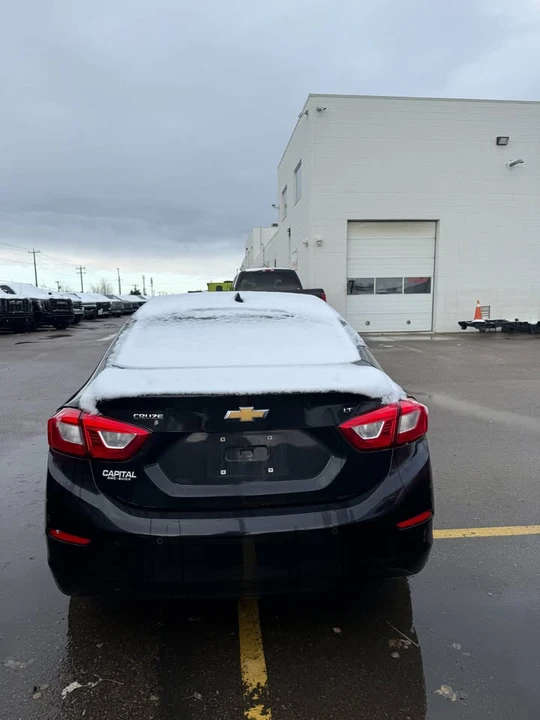 2018 Chevrolet Cruze - Image 2 of 4