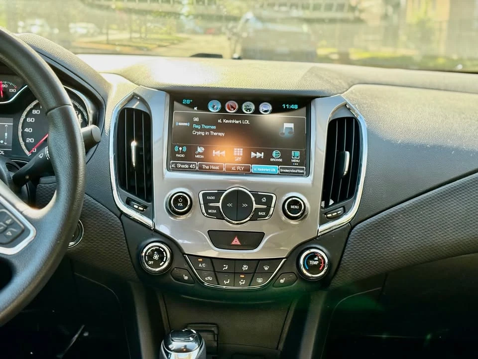 2018 Chevrolet Cruze - Image 6 of 9