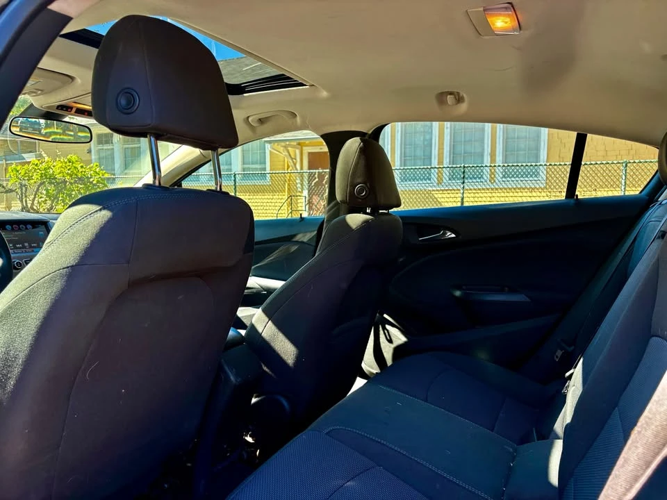 2018 Chevrolet Cruze - Image 9 of 9