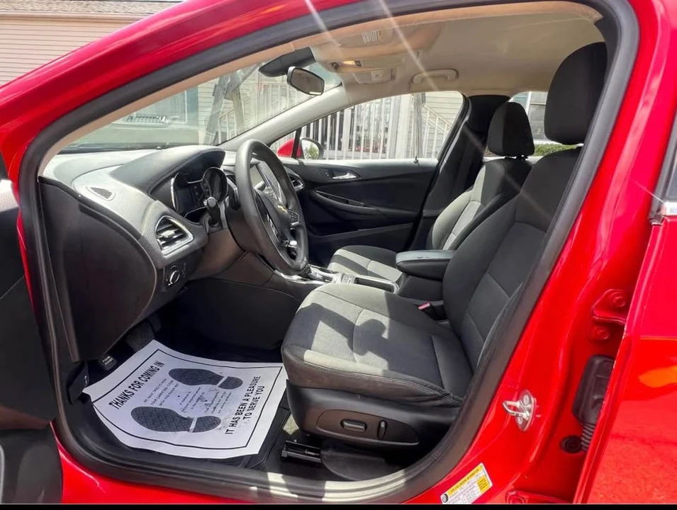2018 Chevrolet Cruze - Image 3 of 9