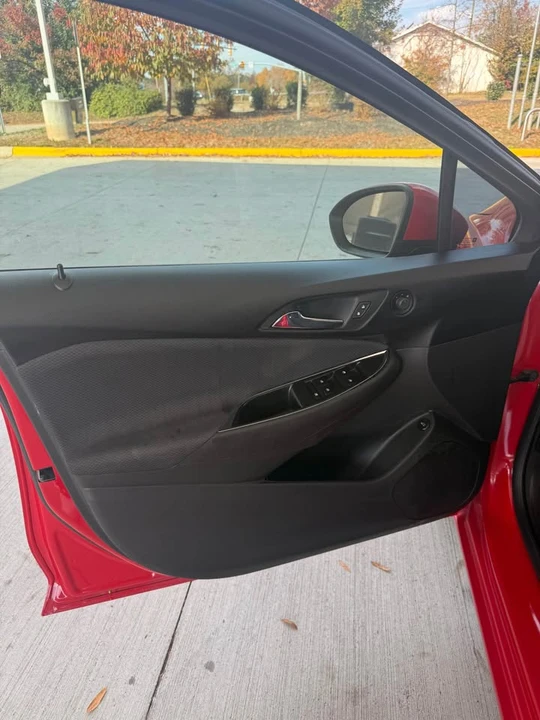 2018 Chevrolet Cruze - Image 7 of 8