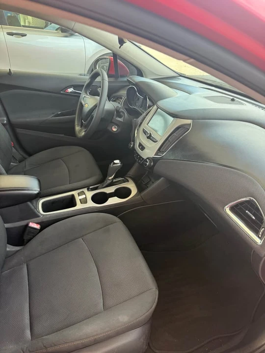 2018 Chevrolet Cruze - Image 6 of 8