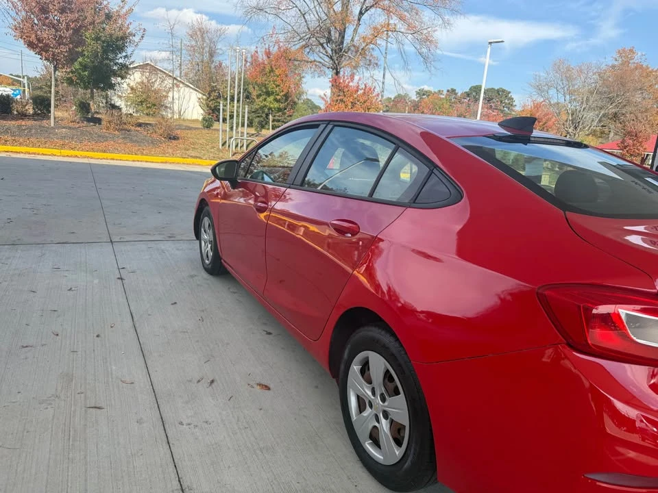 2018 Chevrolet Cruze - Image 4 of 8