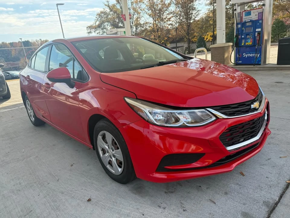 2018 Chevrolet Cruze - Image 8 of 8