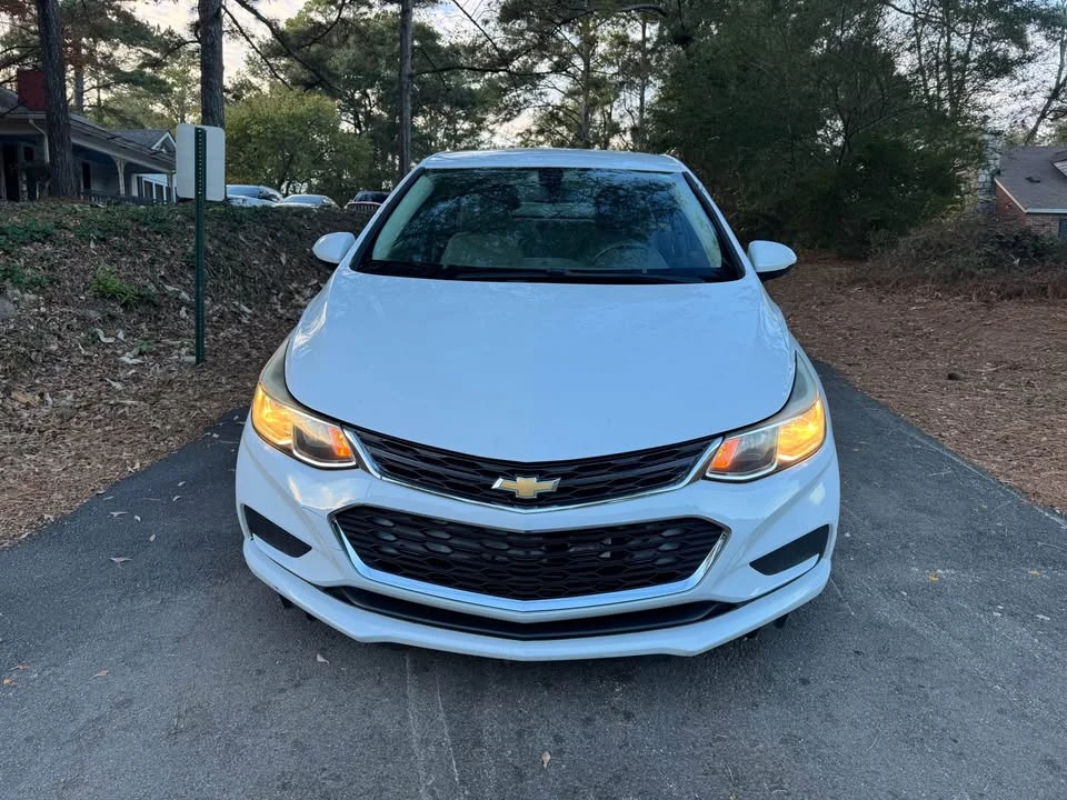 2018 Chevrolet Cruze - Image 2 of 13