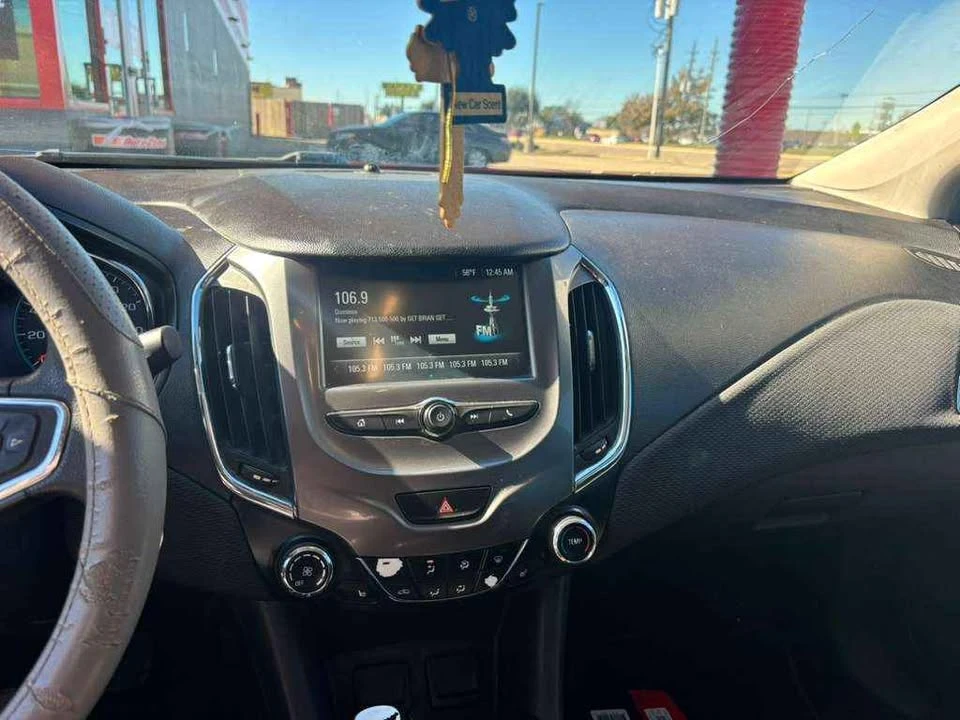 2018 Chevrolet Cruze - Image 6 of 7