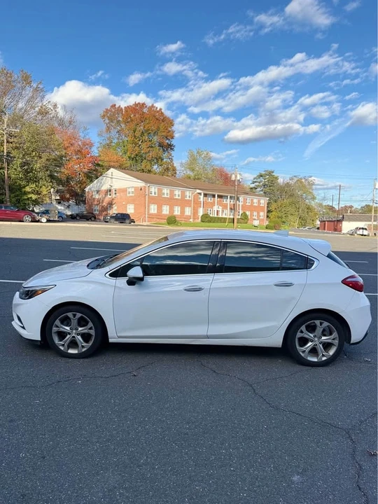 2018 Chevrolet Cruze - Image 6 of 19