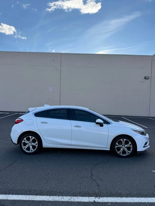 2018 Chevrolet Cruze - Image 5 of 19