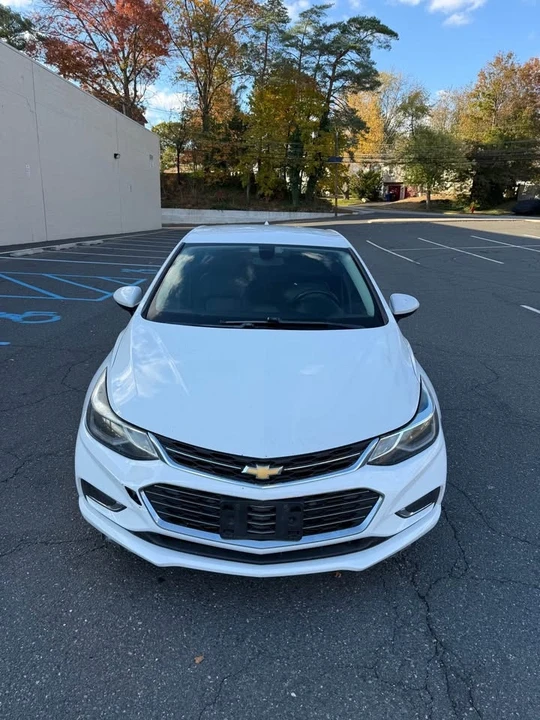 2018 Chevrolet Cruze - Image 4 of 19