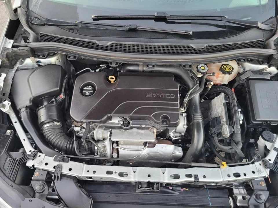 2018 Chevrolet Cruze - Image 17 of 18