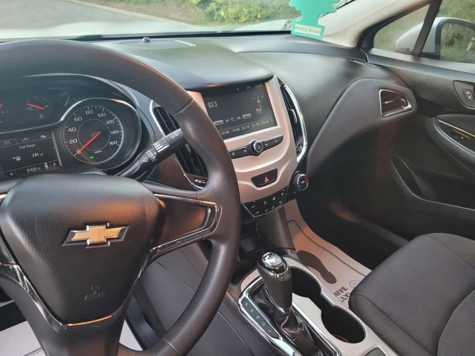 2018 Chevrolet Cruze - Image 12 of 18