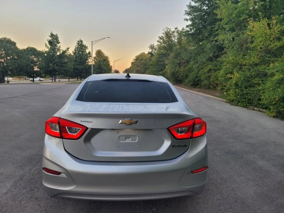 2018 Chevrolet Cruze - Image 6 of 18