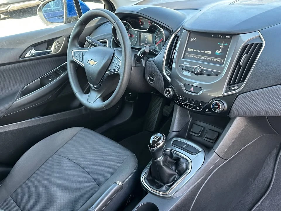 2018 Chevrolet Cruze - Image 3 of 20
