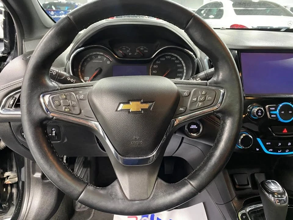 2018 Chevrolet Cruze - Image 11 of 12
