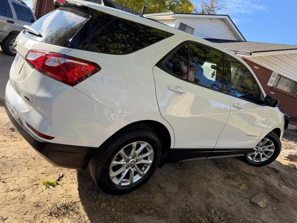 2018 Chevrolet Equinox - Image 3 of 8
