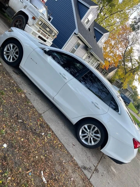 2018 Chevrolet Malibu - Image 4 of 5