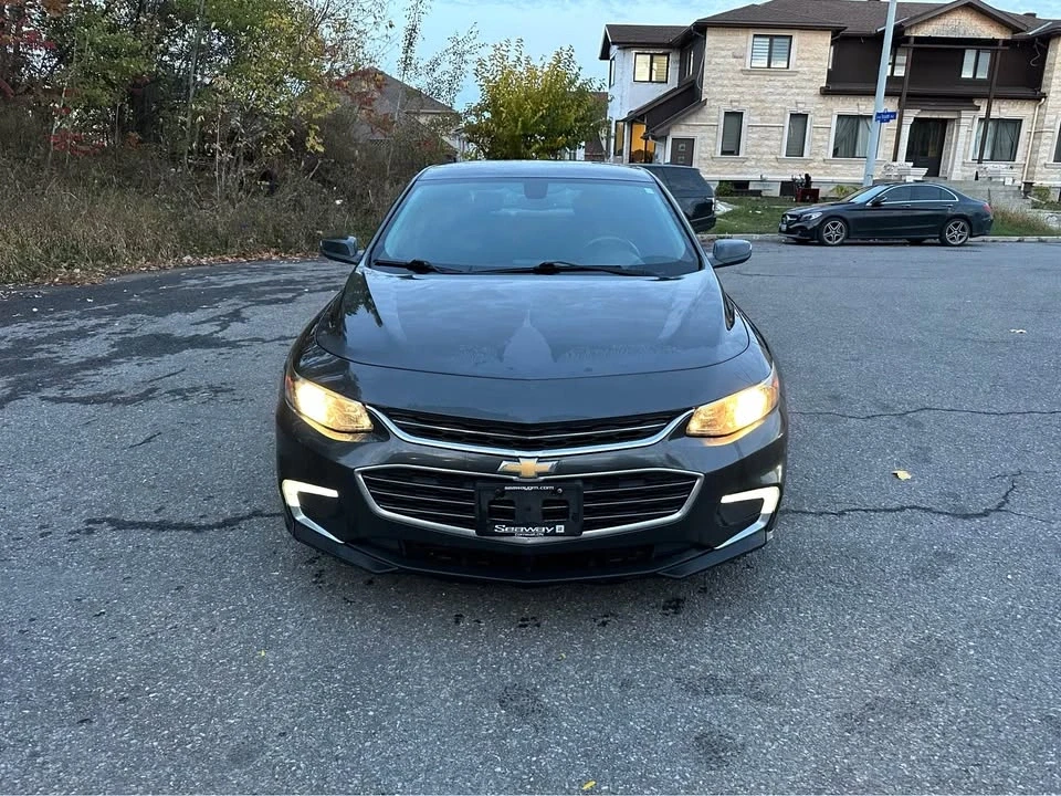 2018 Chevrolet Malibu - Image 8 of 17