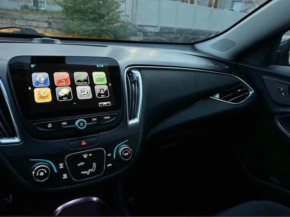 2018 Chevrolet Malibu - Image 15 of 17