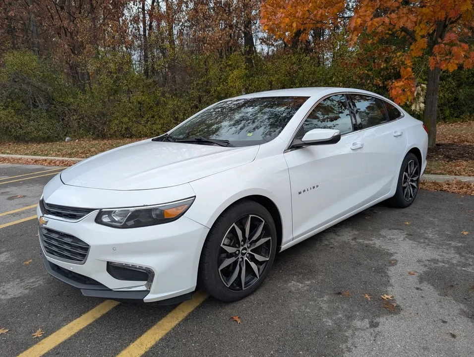 2018 Chevrolet Malibu - Image 8 of 16