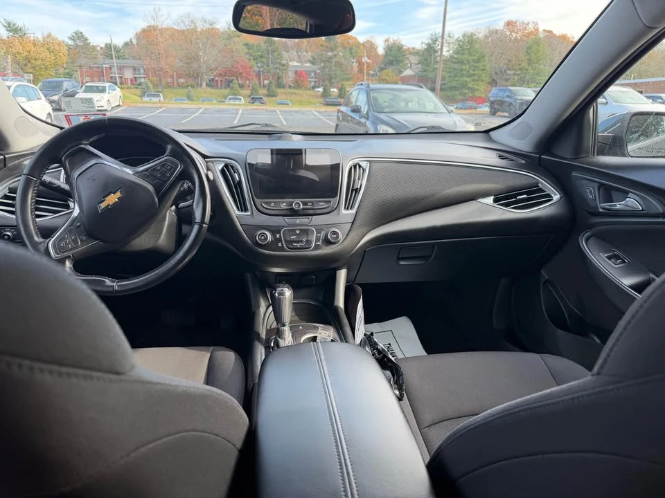 2018 Chevrolet Malibu - Image 13 of 16