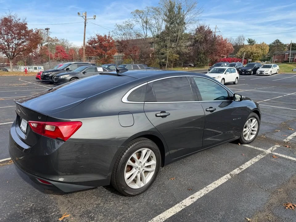 2018 Chevrolet Malibu - Image 7 of 16