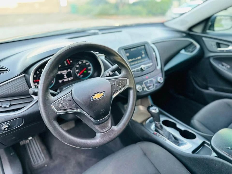 2018 Chevrolet Malibu - Image 4 of 18