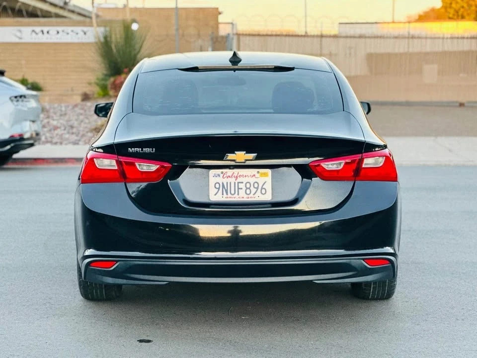 2018 Chevrolet Malibu - Image 3 of 18