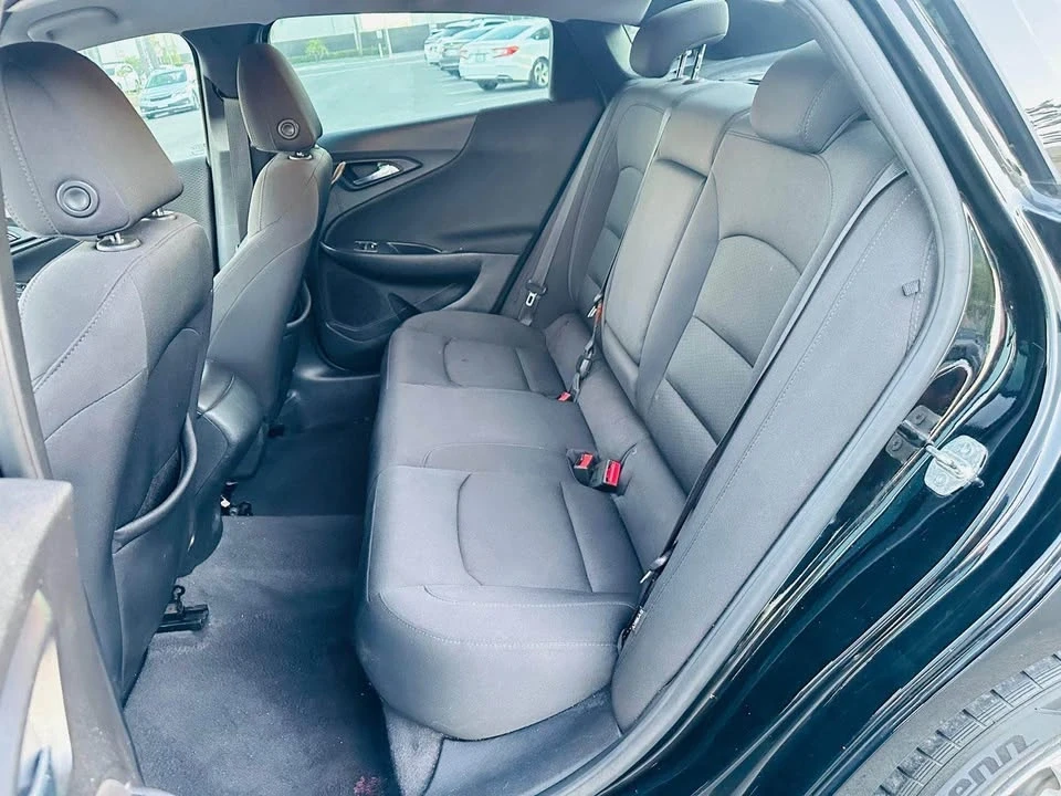 2018 Chevrolet Malibu - Image 15 of 18
