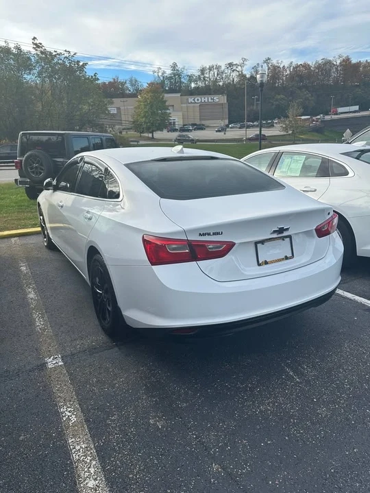 2018 Chevrolet Malibu - Image 3 of 6