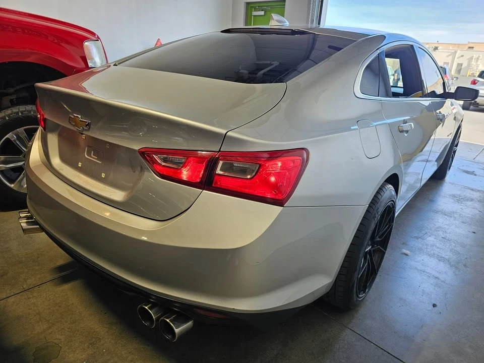 2018 Chevrolet Malibu - Image 8 of 10