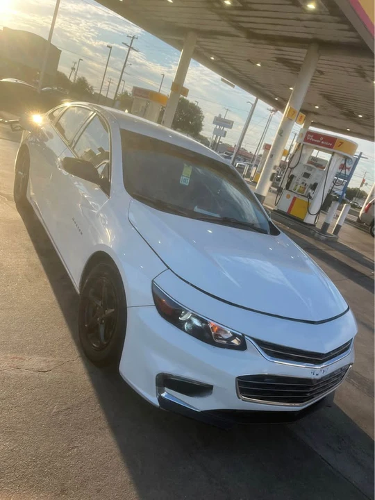 2018 Chevrolet Malibu - Image 4 of 5