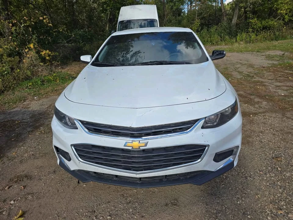 2018 Chevrolet Malibu - Image 2 of 5