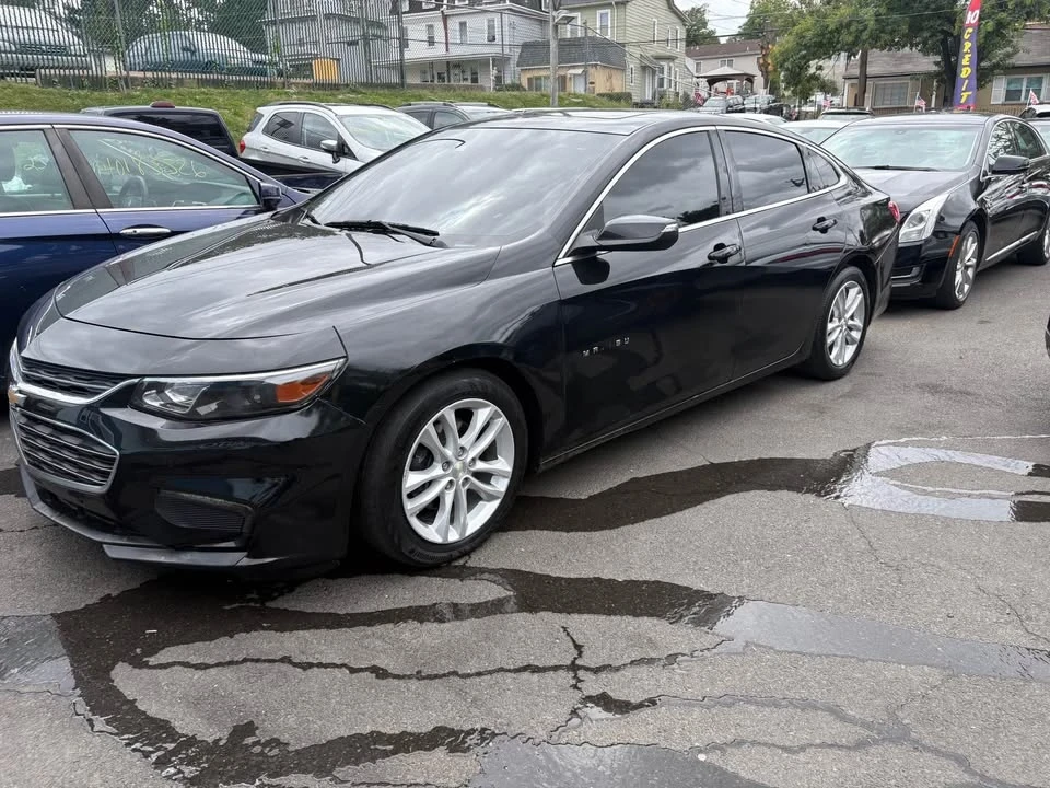 2018 Chevrolet Malibu - Image 2 of 2