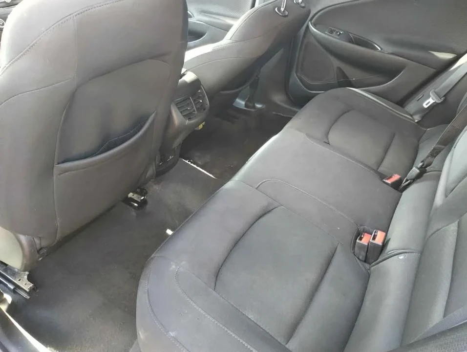 2018 Chevrolet Malibu - Image 7 of 10
