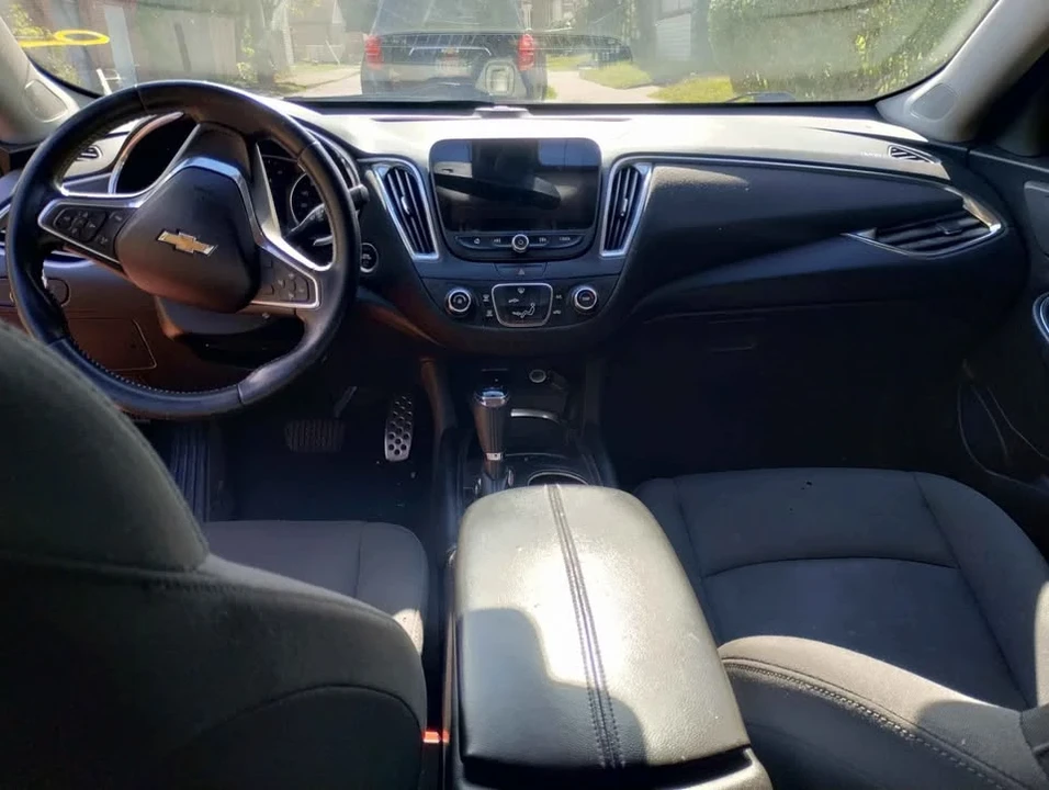 2018 Chevrolet Malibu - Image 4 of 10