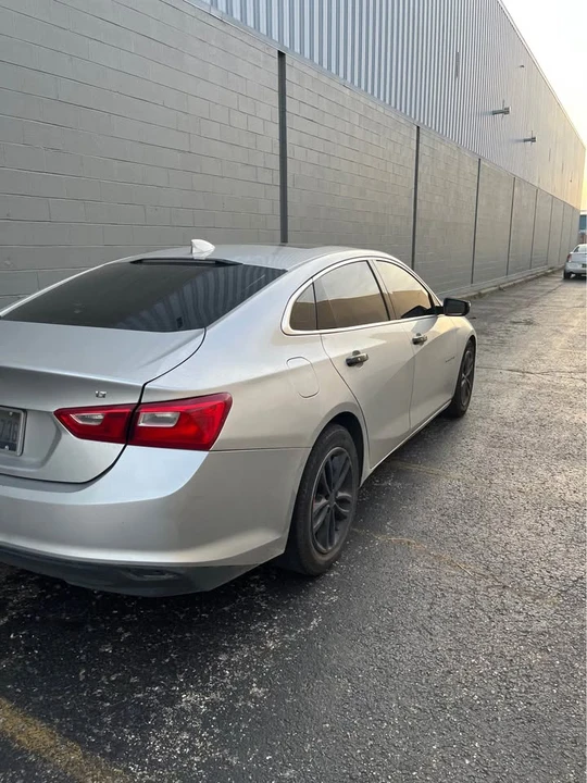 2018 Chevrolet Malibu - Image 5 of 9