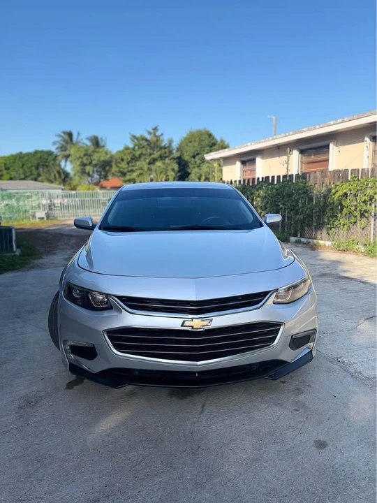 2018 Chevrolet Malibu - Image 3 of 10