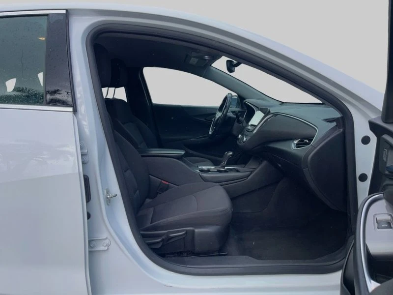 2018 Chevrolet Malibu - Image 12 of 19