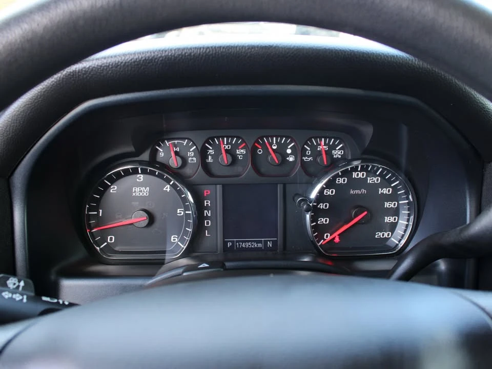 2018 Chevrolet Silverado 3rd Gen - Image 15 of 19