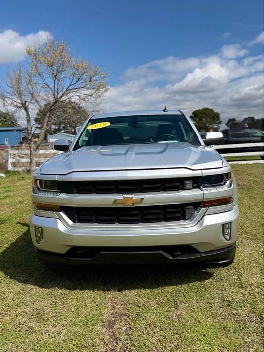 2018 Chevrolet Silverado 3rd Gen - Image 2 of 15