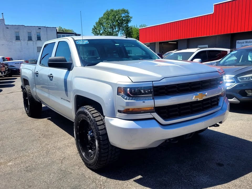 2018 Chevrolet Silverado 3rd Gen - Image 3 of 19