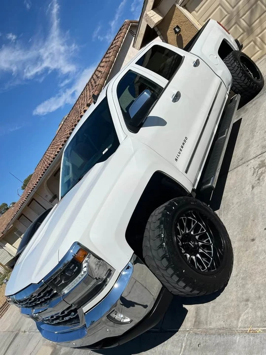 2018 Chevrolet Silverado 3rd Gen - Image 3 of 10