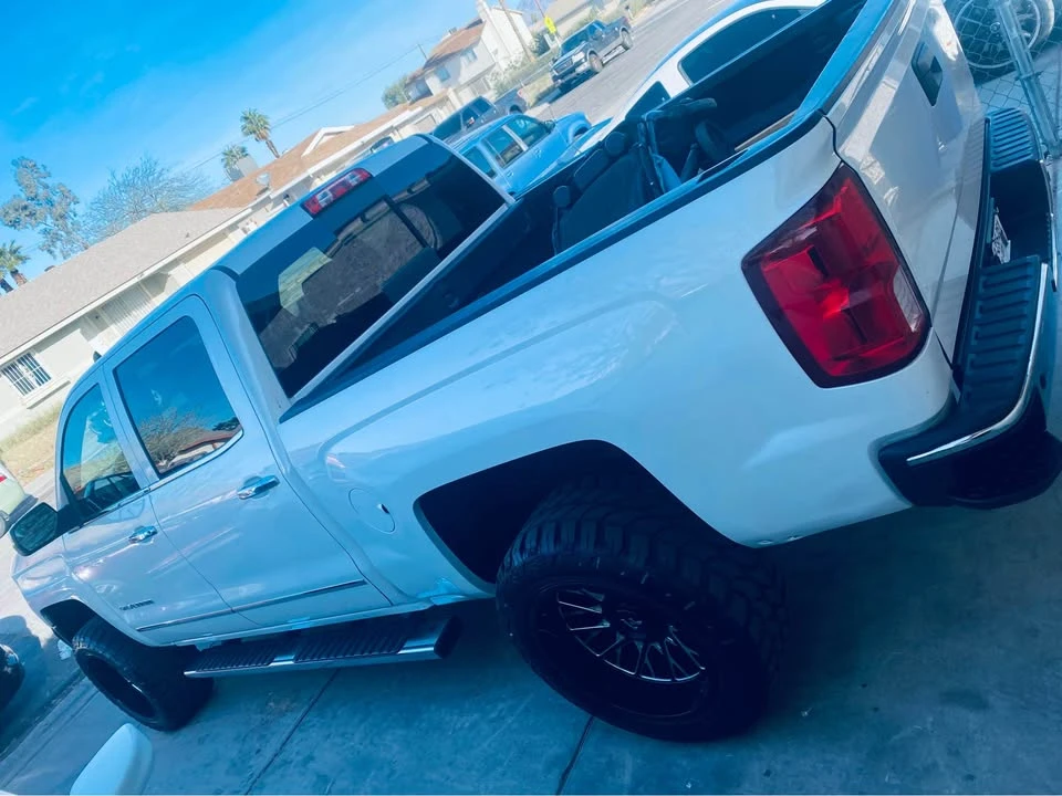 2018 Chevrolet Silverado 3rd Gen - Image 4 of 10
