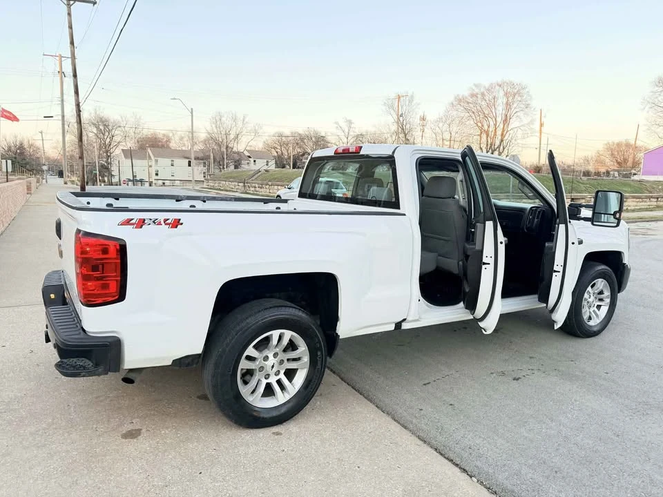 2018 Chevrolet Silverado 3rd Gen - Image 16 of 17
