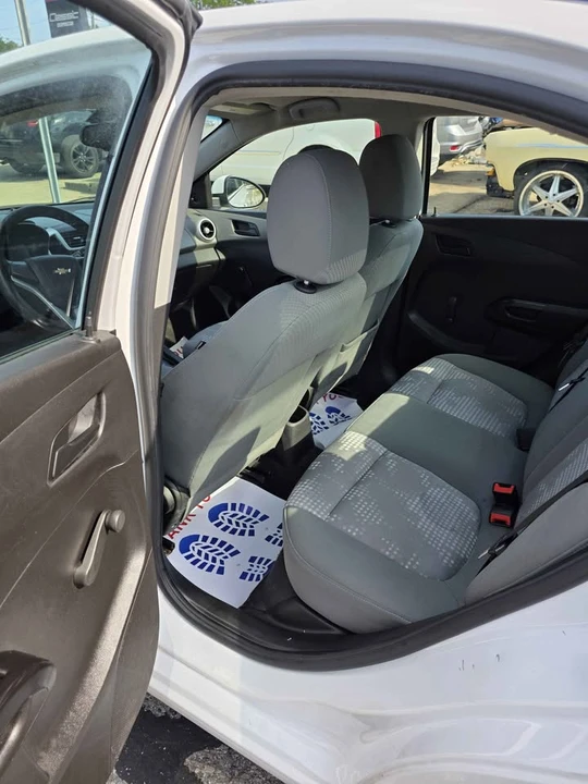 2018 Chevrolet Aveo/Sonic - Image 10 of 15