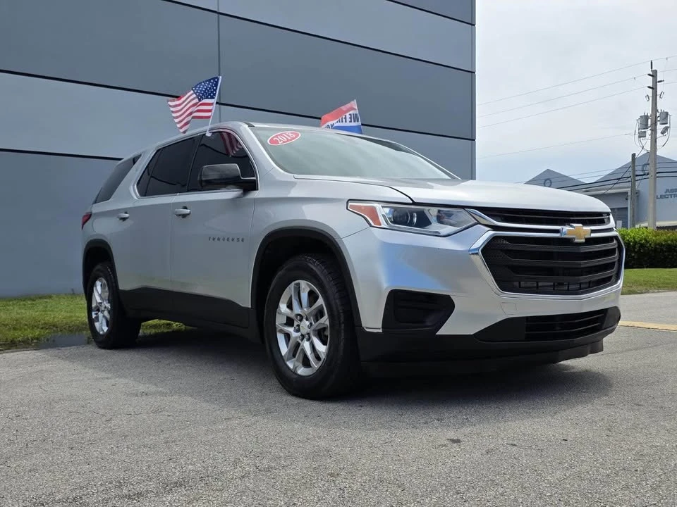 2018 Chevrolet Traverse - Image 2 of 10