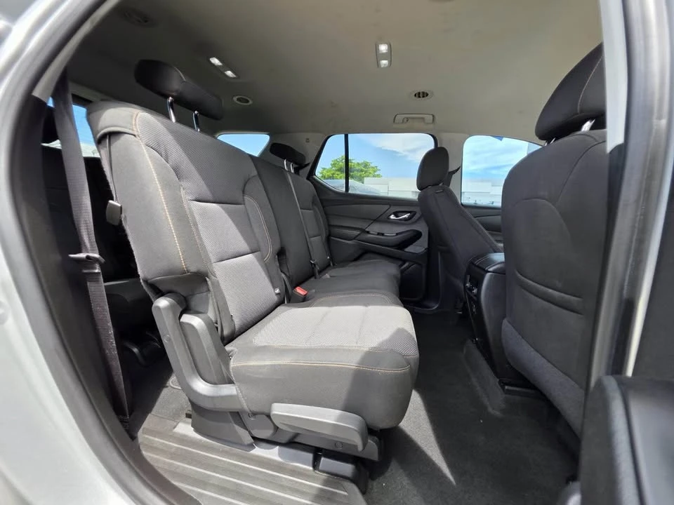 2018 Chevrolet Traverse - Image 8 of 10