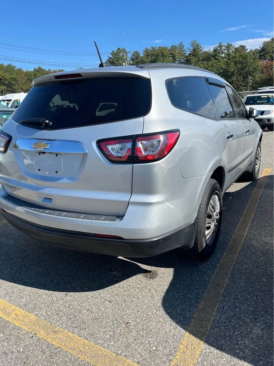 2018 Chevrolet Traverse - Image 3 of 14