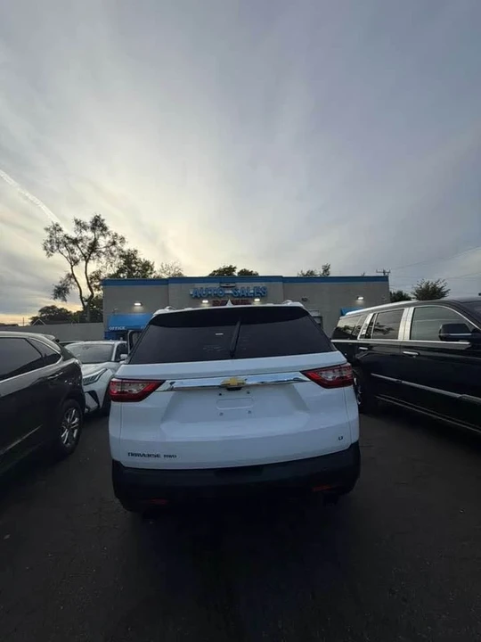 2018 Chevrolet Traverse - Image 11 of 20