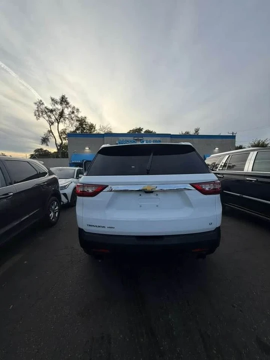 2018 Chevrolet Traverse - Image 15 of 20